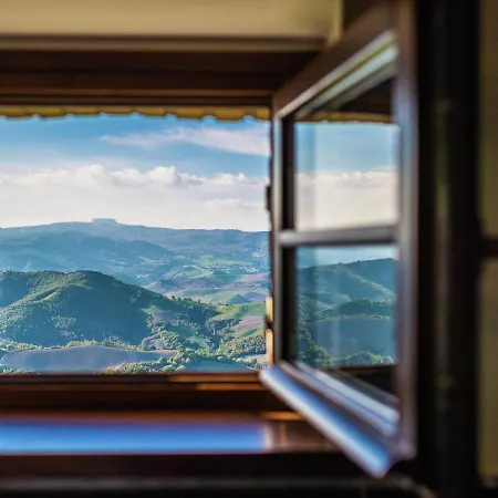 Hidden Hamlet With Pool Nyaraló SantʼAngelo in Vado