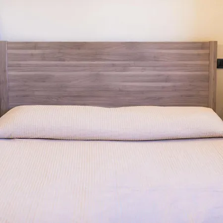 Ferienhaus Hidden Hamlet With Pool