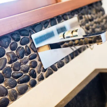 Nyaraló Hidden Hamlet With Pool