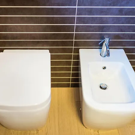 Hidden Hamlet With Pool Ferienhaus *