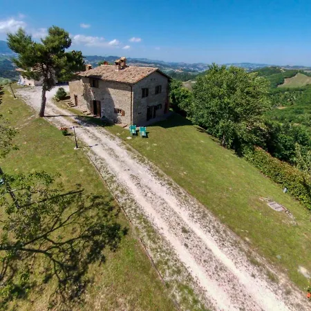 Сasa de vacaciones Hidden Hamlet With Pool SantʼAngelo in Vado